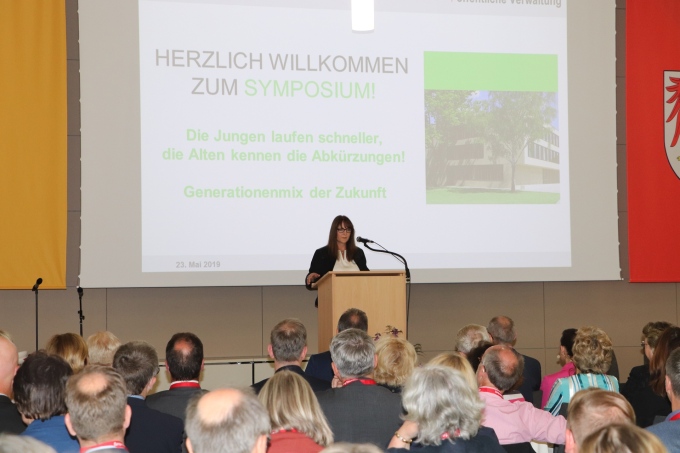 01 MIK St'in Katrin Lange - Symposium 2019